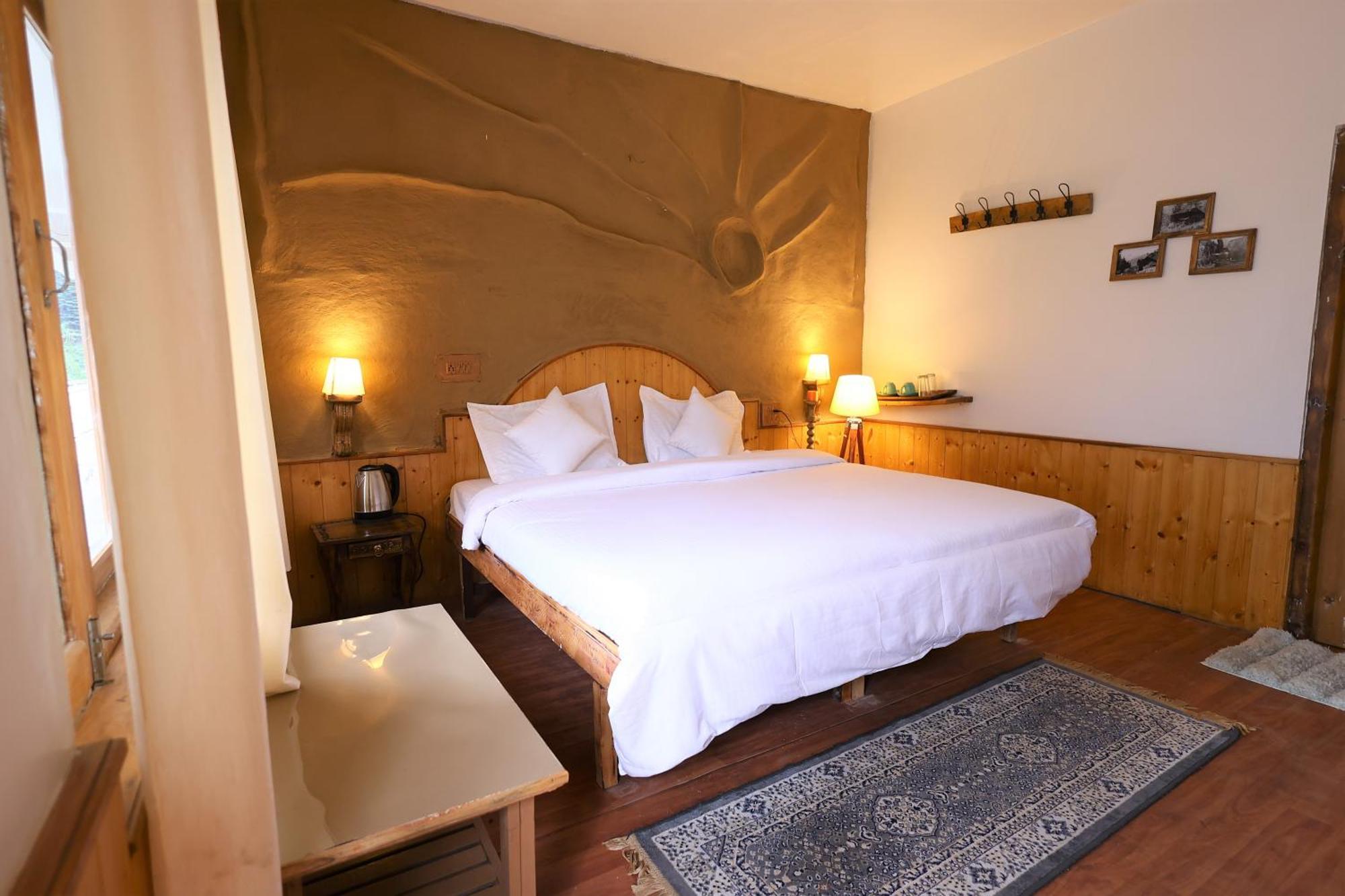 Beholden Stay And Cafe - Manali, Rooms & Dorms ภายนอก รูปภาพ