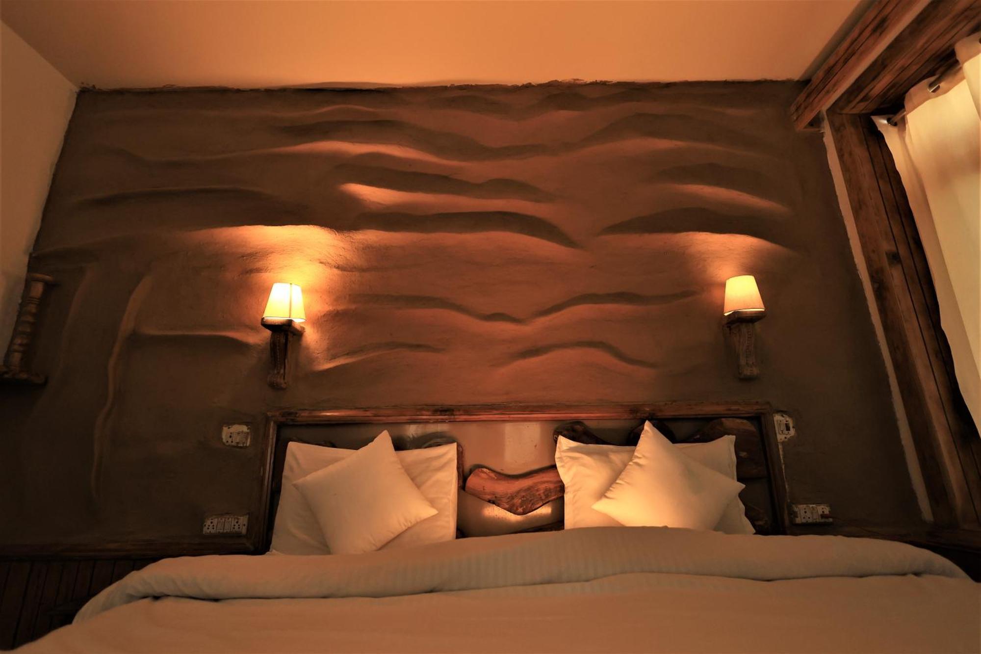 Beholden Stay And Cafe - Manali, Rooms & Dorms ภายนอก รูปภาพ